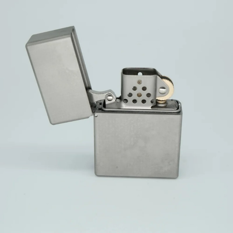 Zapalniczka Zorro z nowej obud – Lighter Insert Zippo recenzja i cena