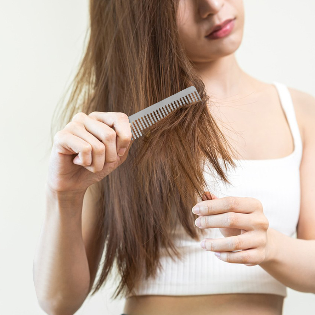 Grzebień tytanowy antystatyczn – Comb Pocket Titanium recenzja i cena